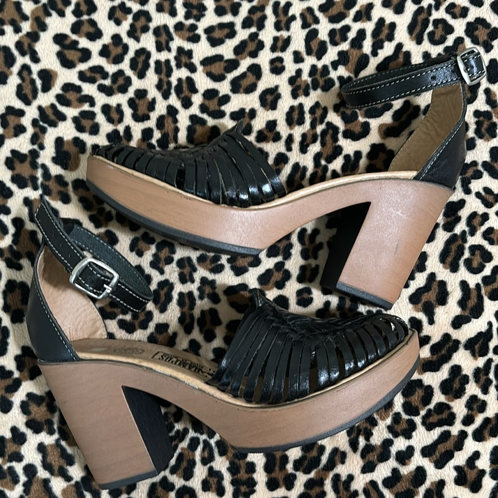 Black Leather Heeled Sandals - Picture 3 of 13